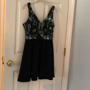 BCBG Floral Black Formal Dress EUC NWOT